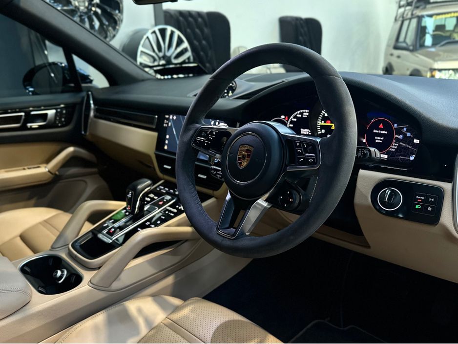 2022 Porsche Cayenne