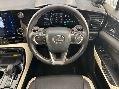 2023 Lexus NX 450H+