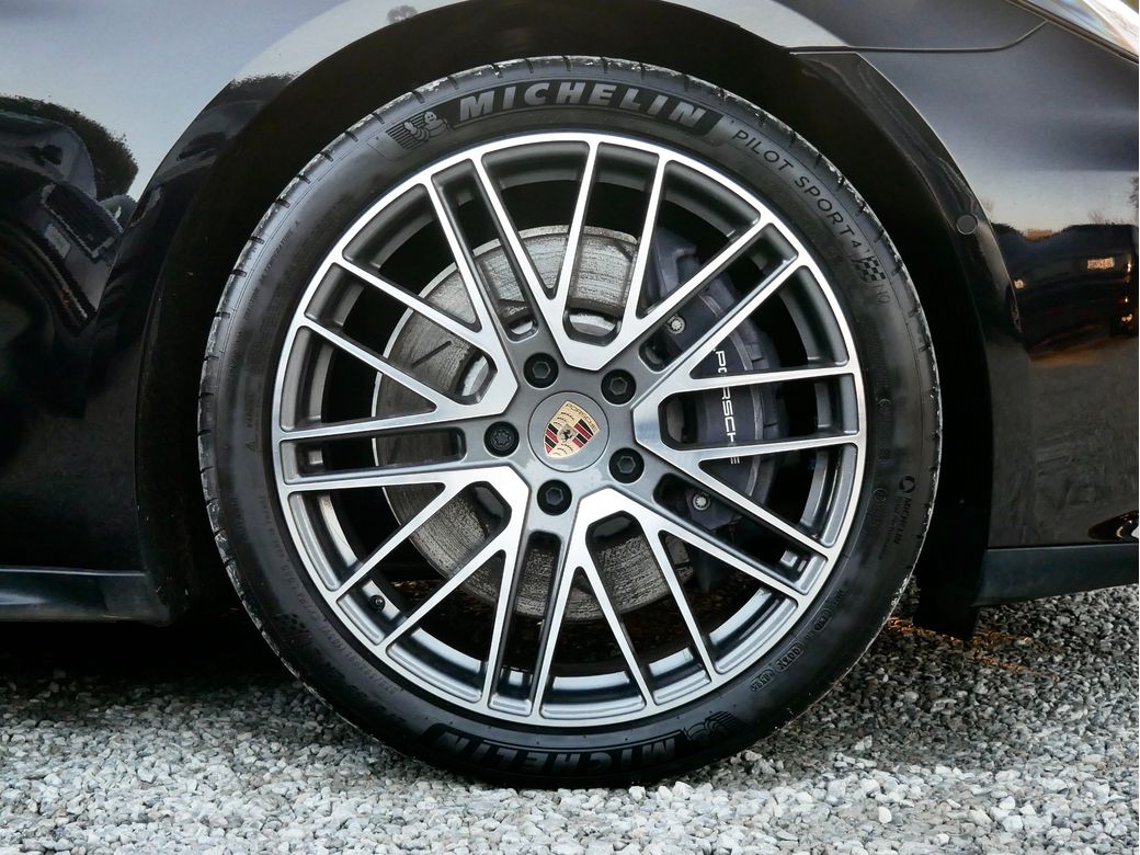 2024 Porsche Panamera