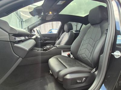 2025 BMW i5