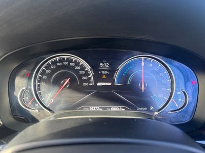 2019 BMW 530