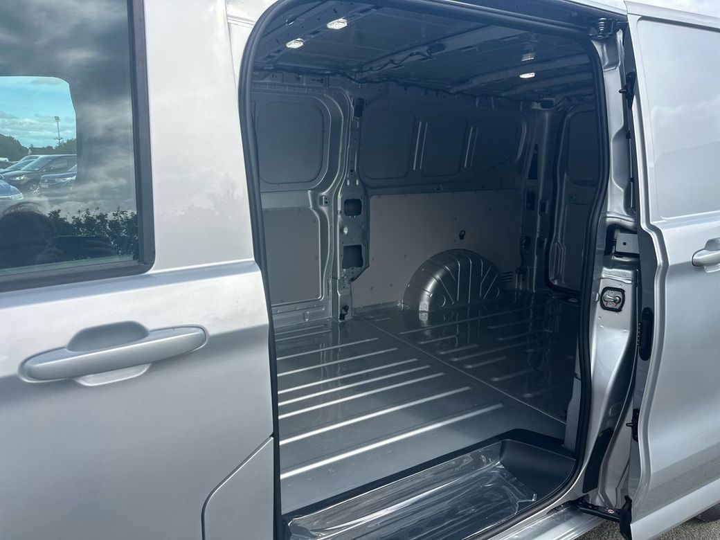2025 Volkswagen Transporter