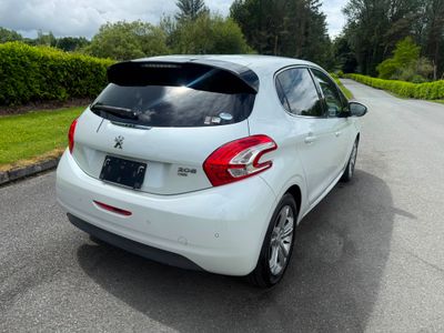 2014 Peugeot 208