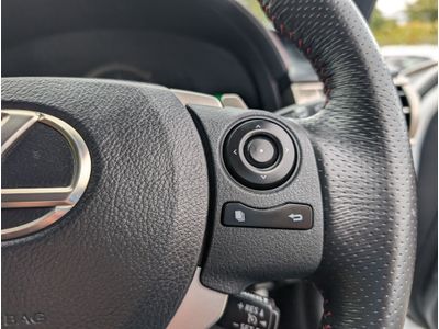2015 Lexus IS 300h
