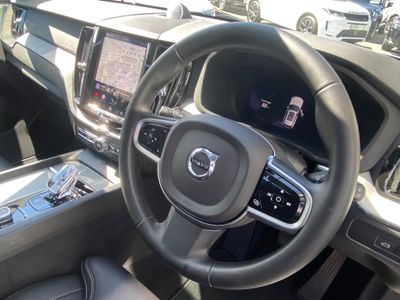 2025 Volvo XC60