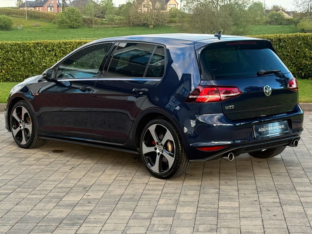 2016 Volkswagen Golf