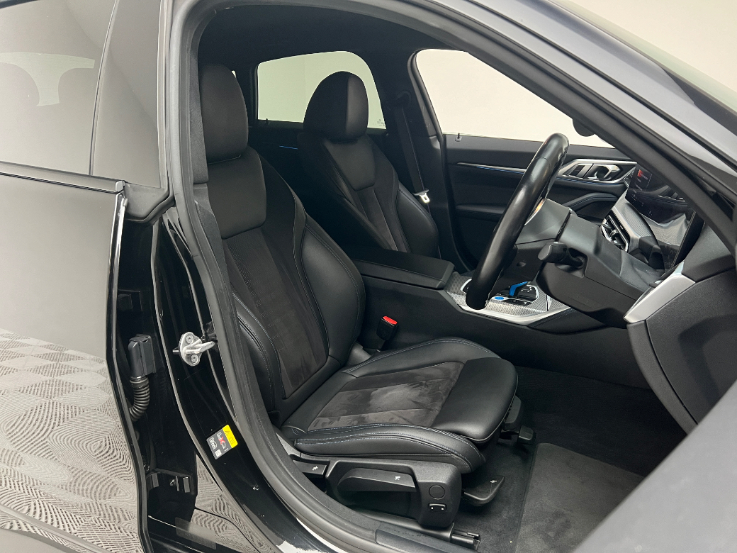 2022 BMW i4
