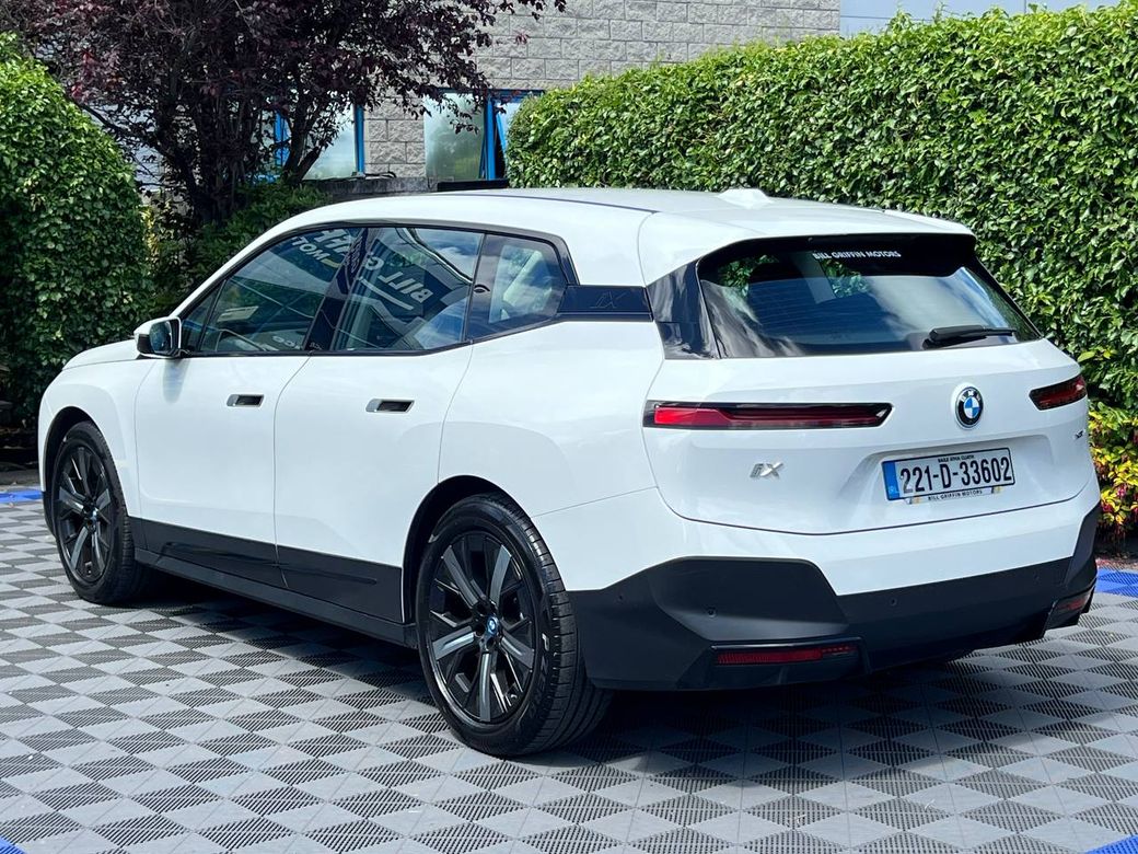 2022 BMW iX
