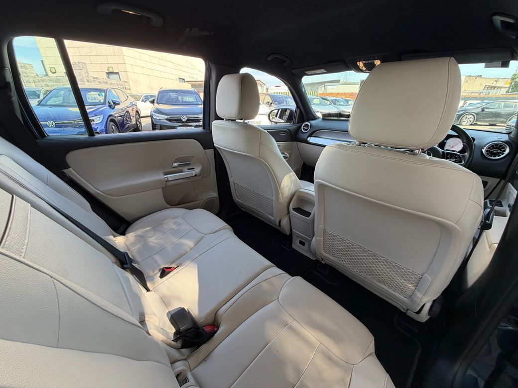 2022 Mercedes-Benz EQB