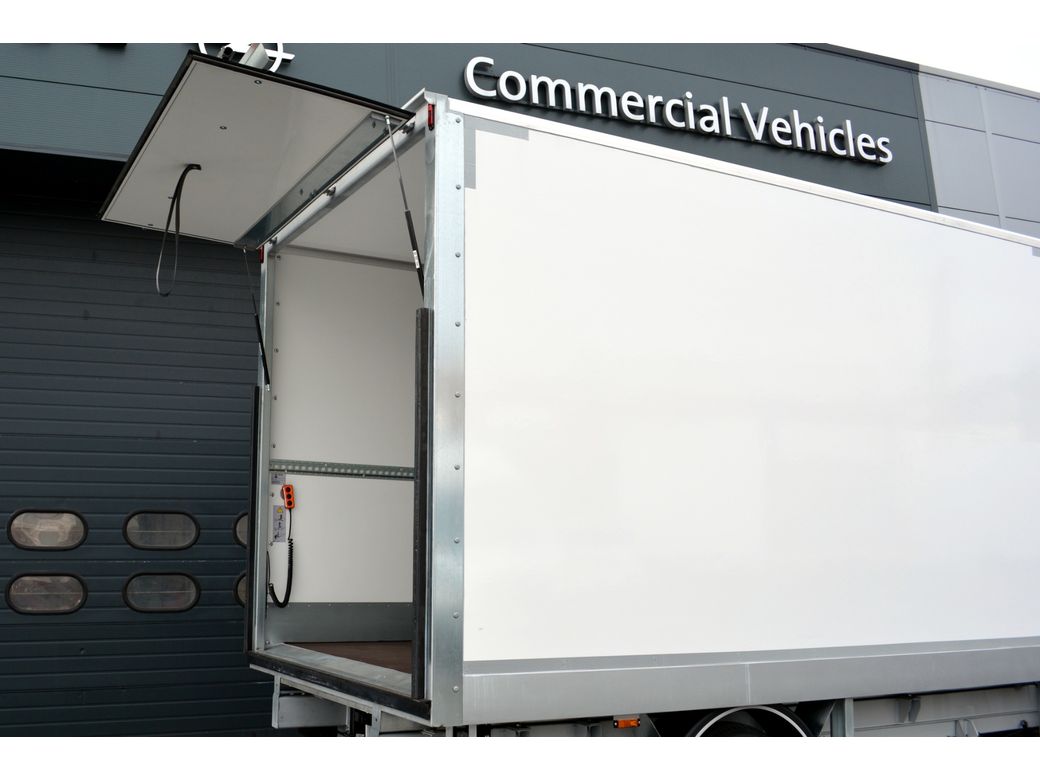 2025 Opel Movano