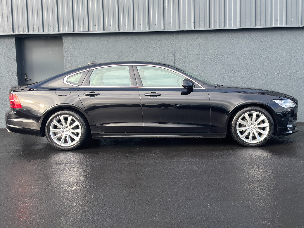 2020 Volvo S90