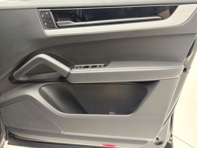 2025 Porsche Cayenne