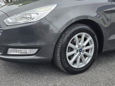 2019 Ford Galaxy