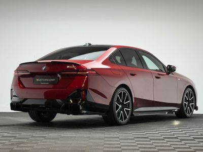 2024 BMW 530