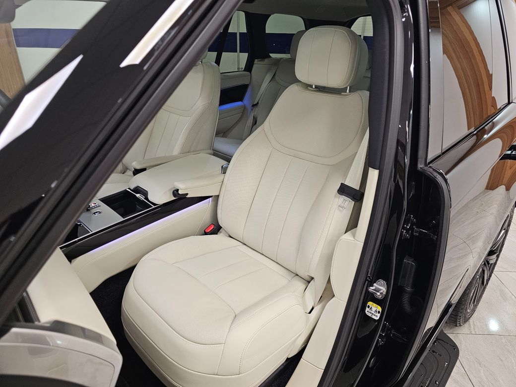 2026 Land Rover Range Rover