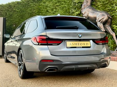 2023 BMW 520