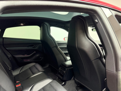 2022 Porsche Taycan