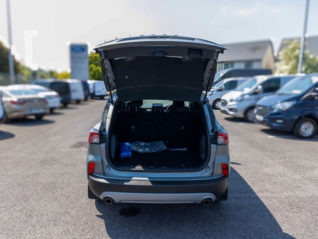 2022 Ford Kuga