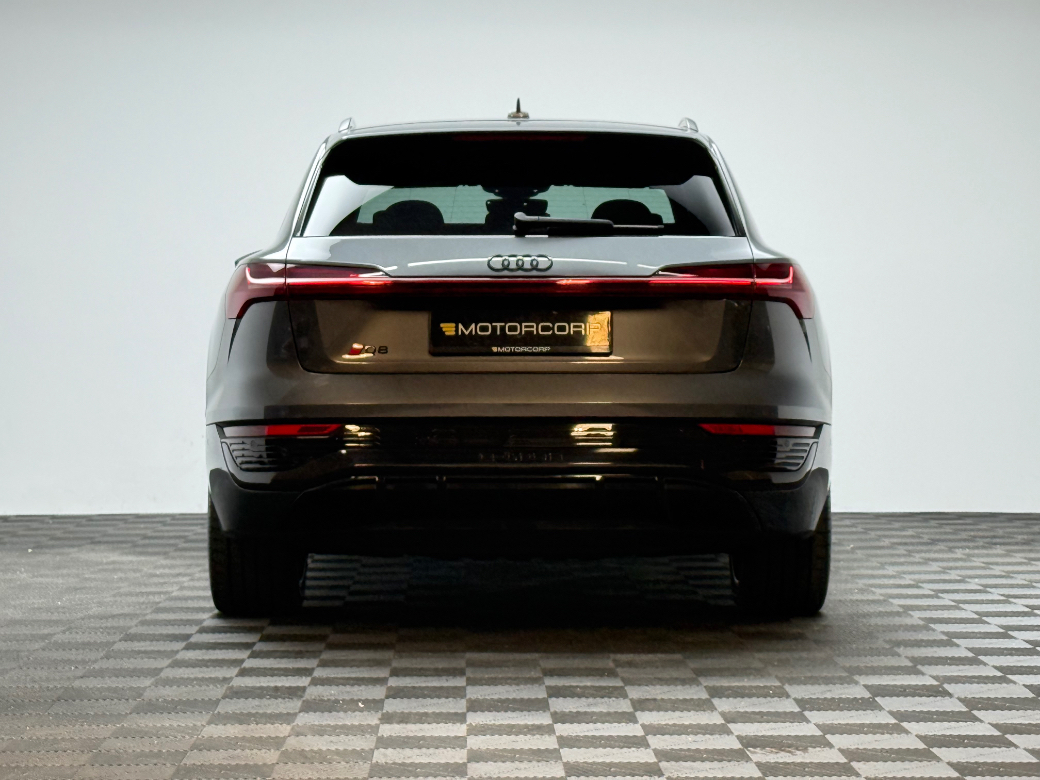 2023 Audi Q8 e-tron