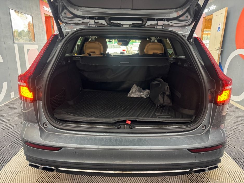2020 Volvo V60