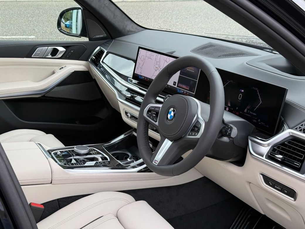 2026 BMW X7