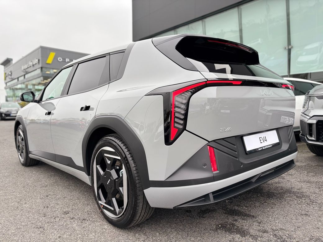 2026 Kia EV4