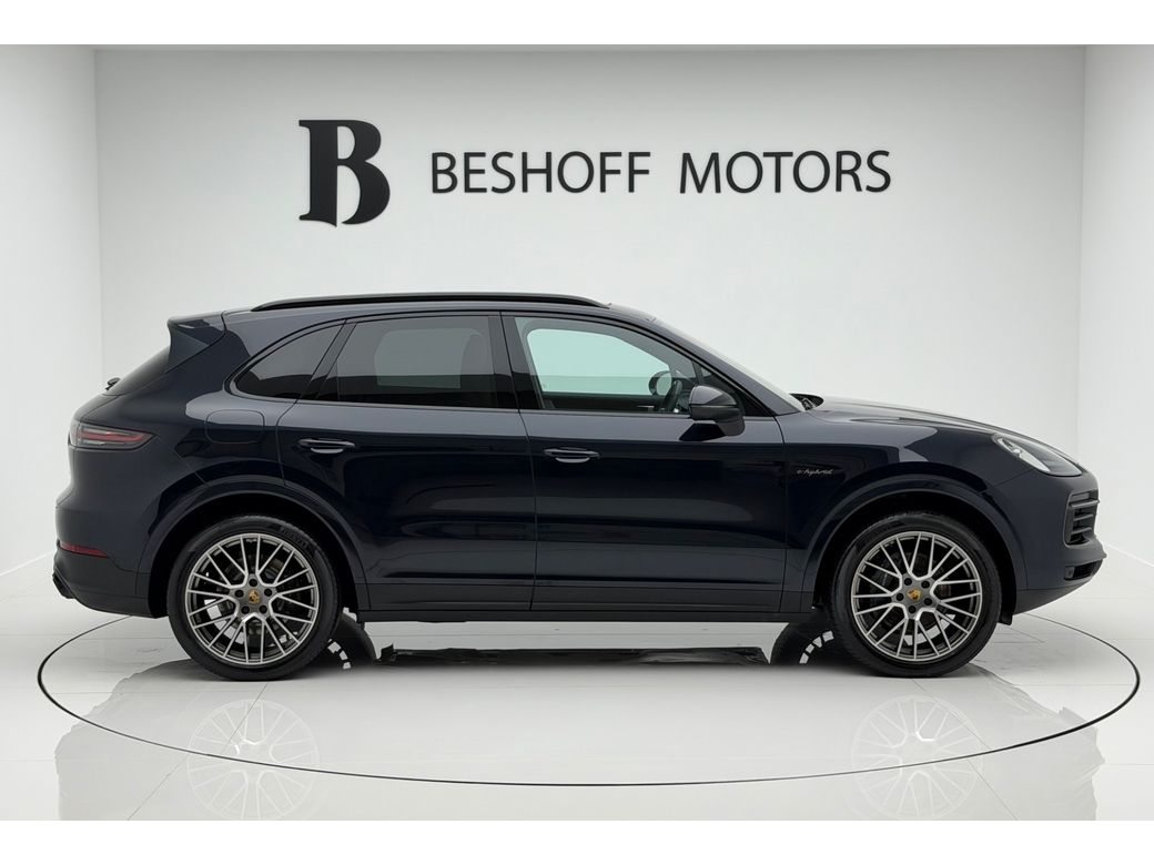 2022 Porsche Cayenne