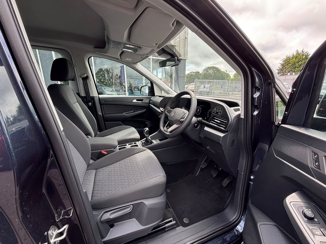 2025 Volkswagen Caddy Maxi Life