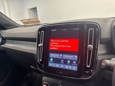 2026 Volvo EX40
