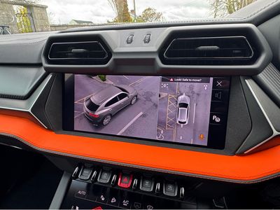 2025 Lamborghini Urus