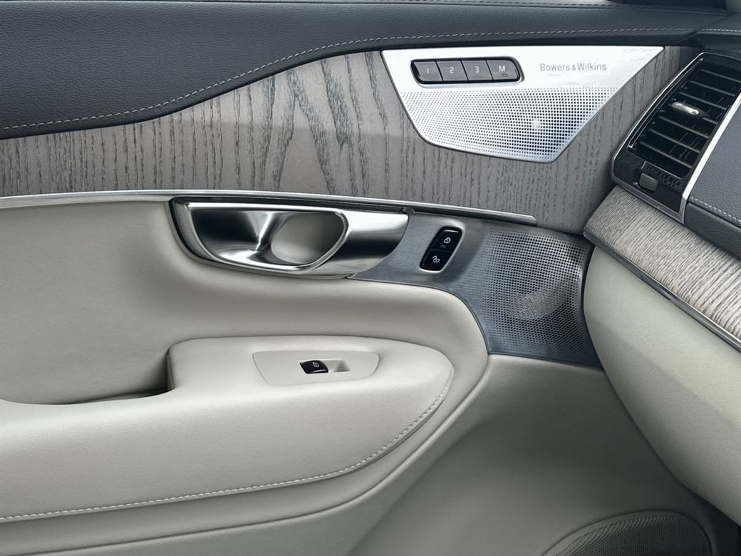 2024 Volvo XC90