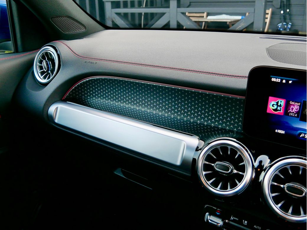 2025 Mercedes-Benz EQB