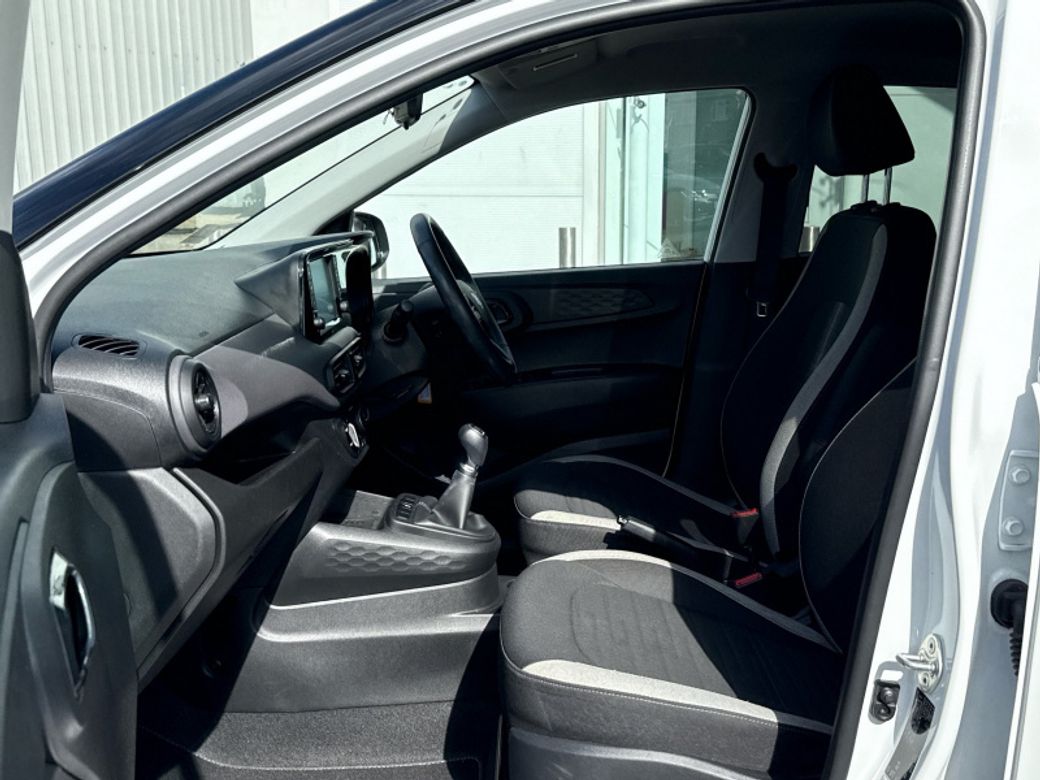 2022 Hyundai i10