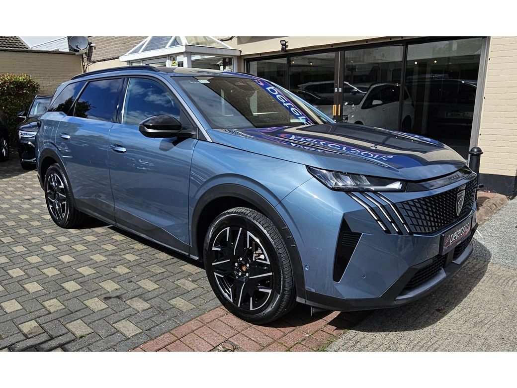 2025 Peugeot 5008