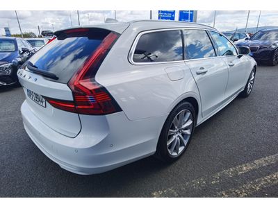 2021 Volvo V90