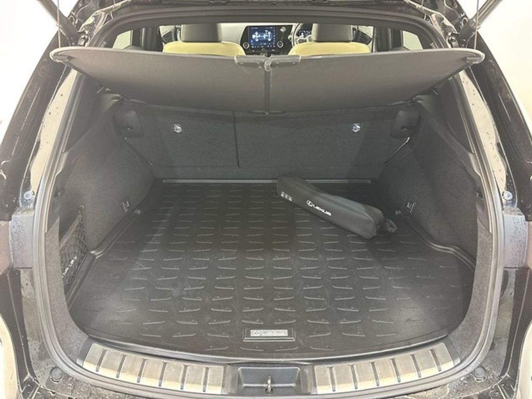 2023 Lexus NX 450H+