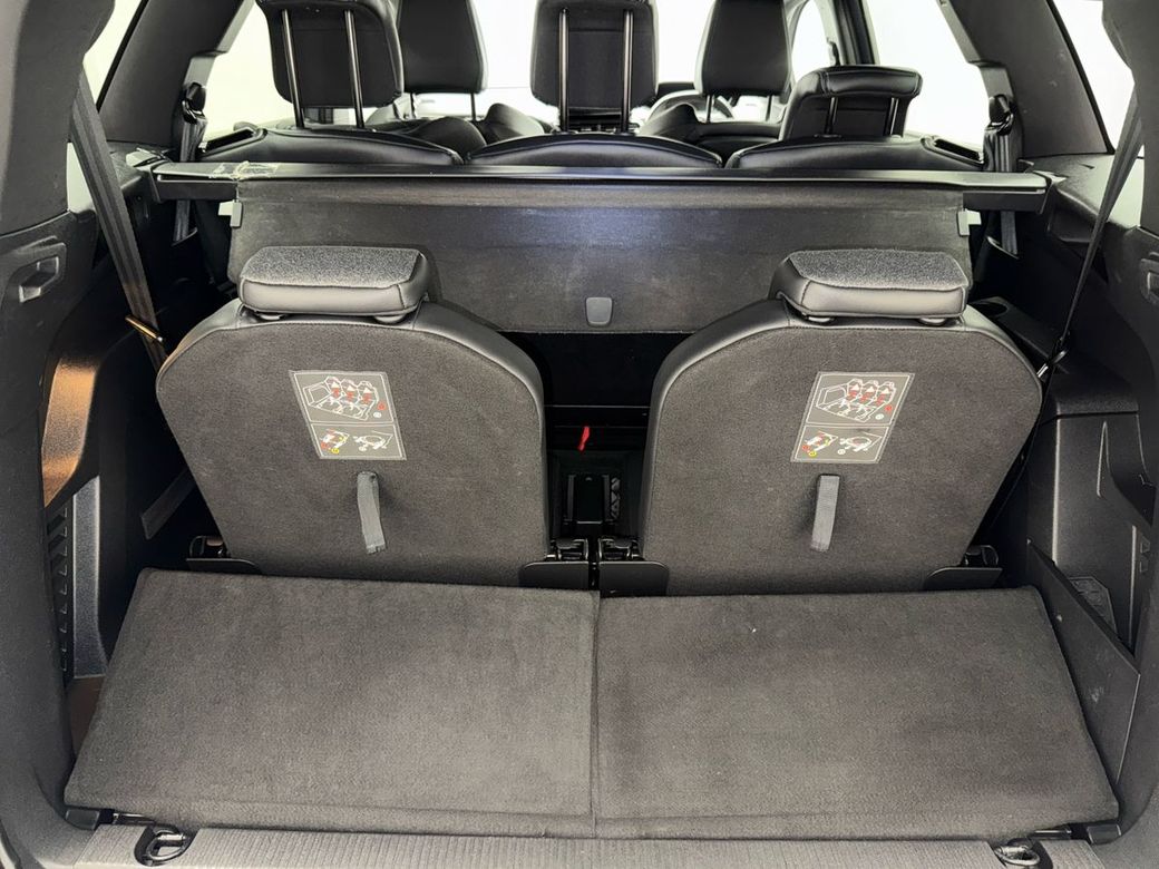 2023 Peugeot 5008