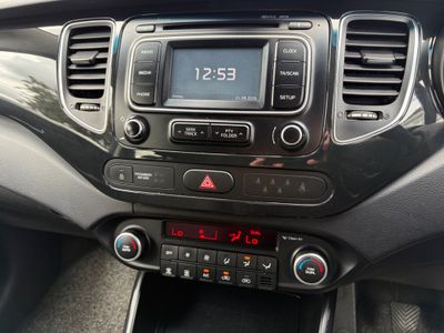 2016 Kia Carens