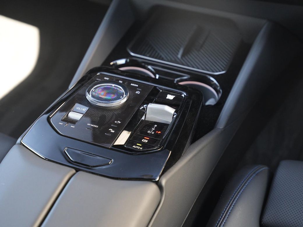 2025 BMW 5 Series