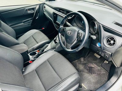 2017 Toyota Auris