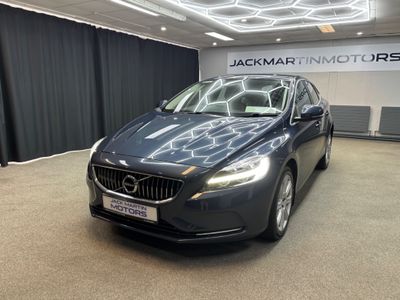 2017 Volvo V40