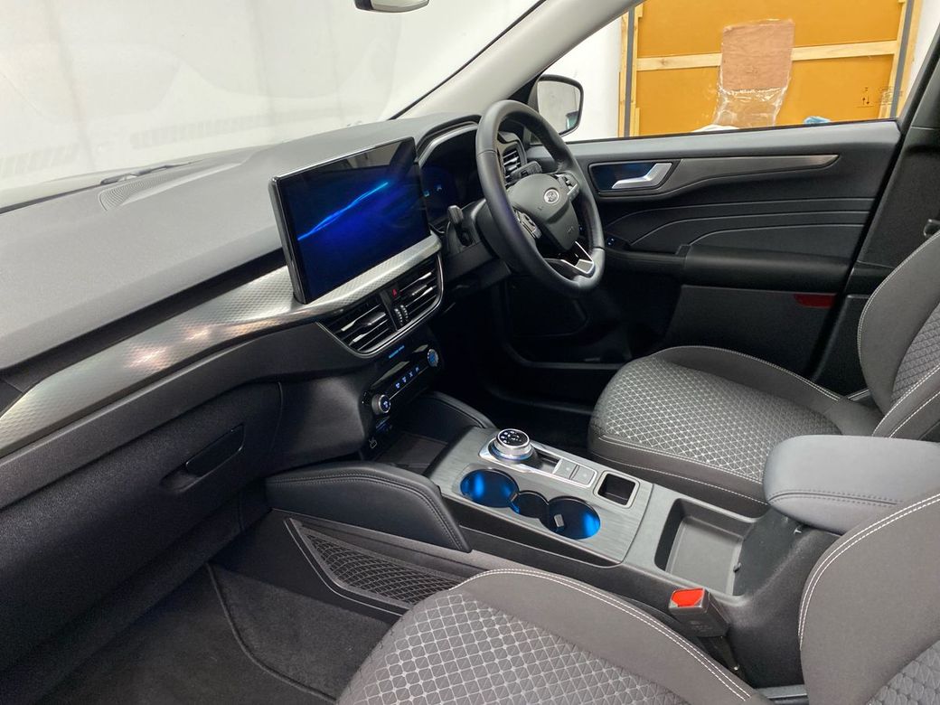 2025 Ford Kuga