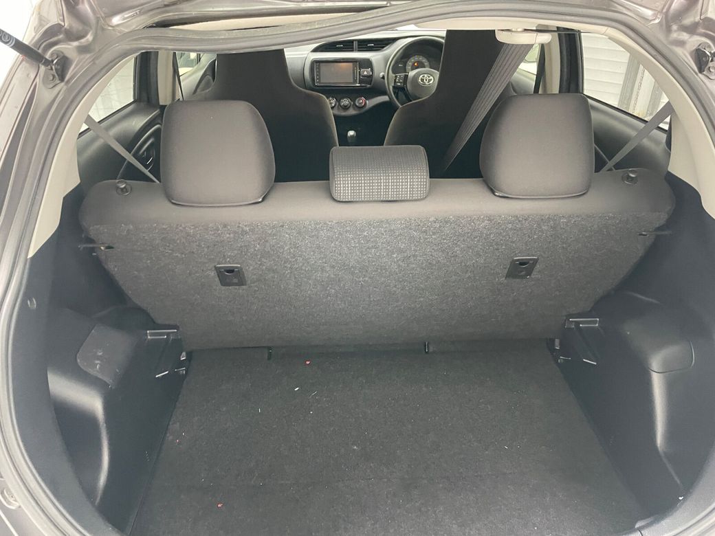 2017 Toyota Vitz