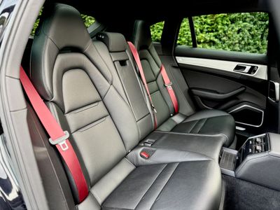 2021 Porsche Panamera