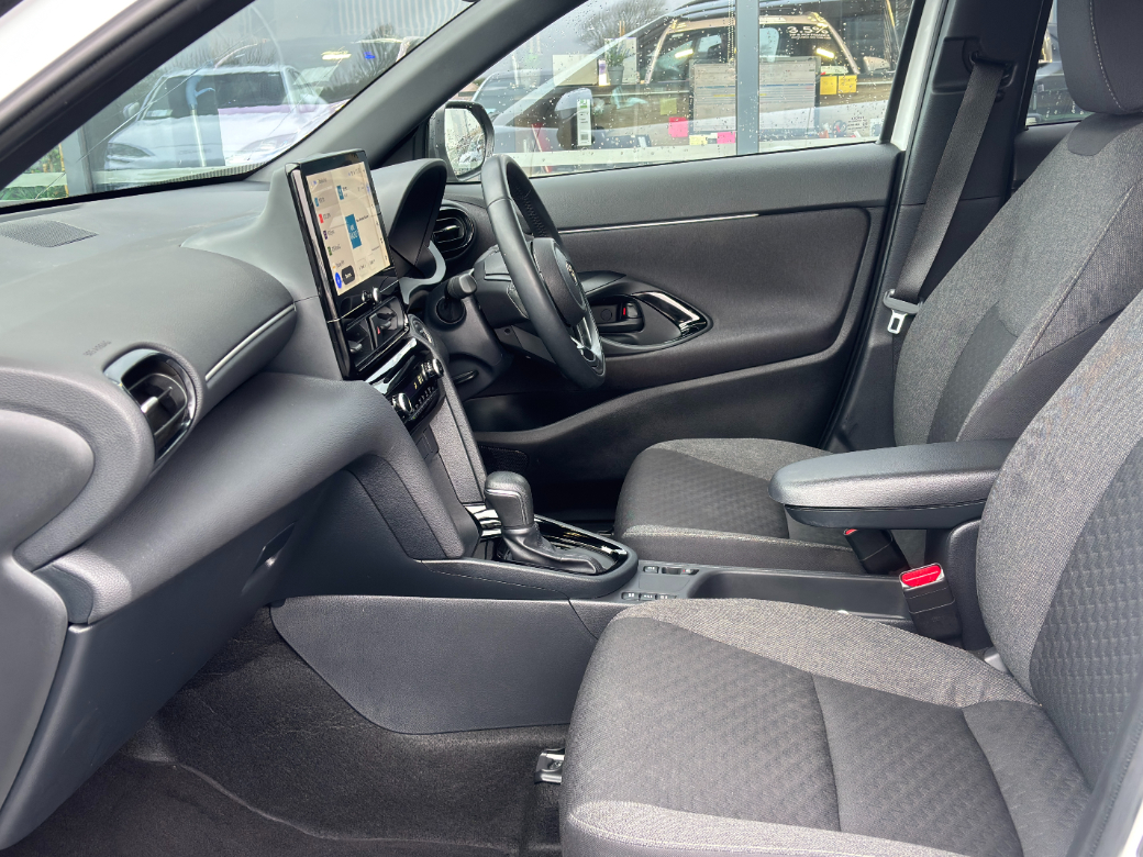 2025 Toyota Yaris Cross