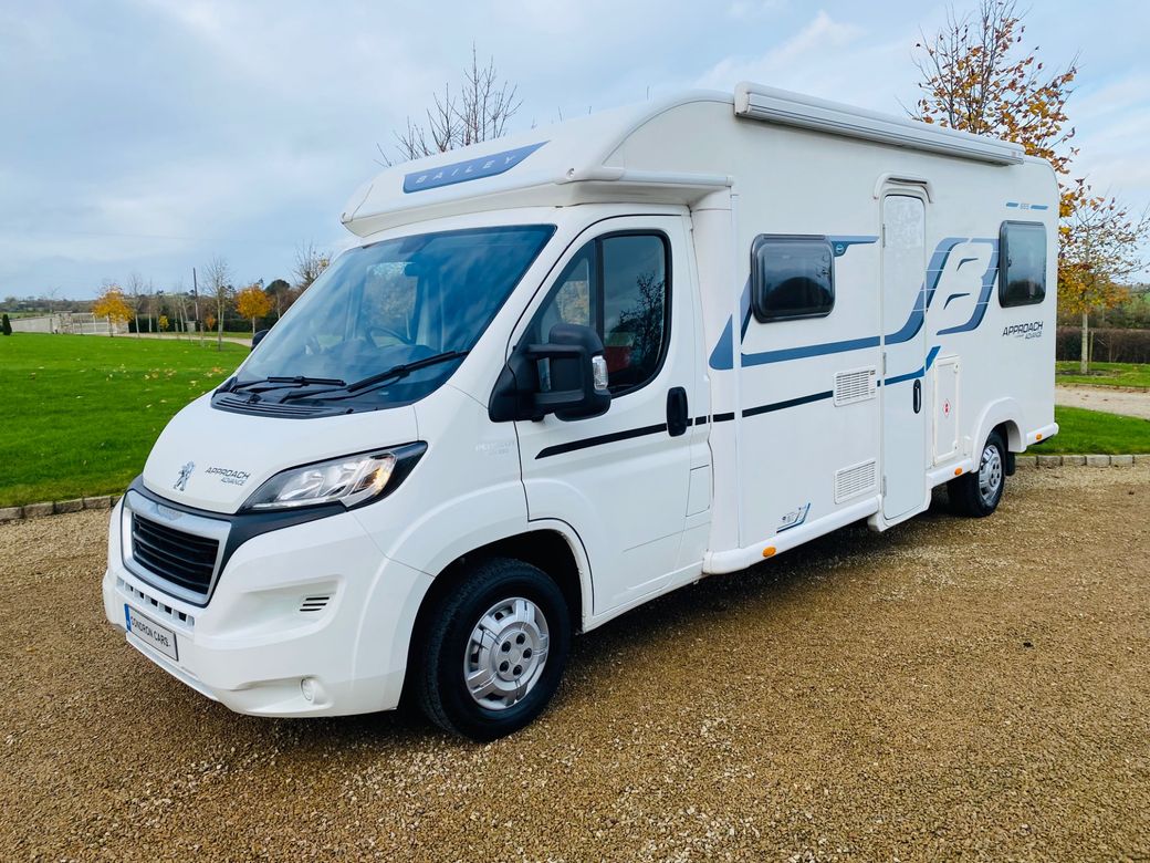 2017 BAILEY  APPROACH ADVANCE 665 LOW PROFILE R.H.D