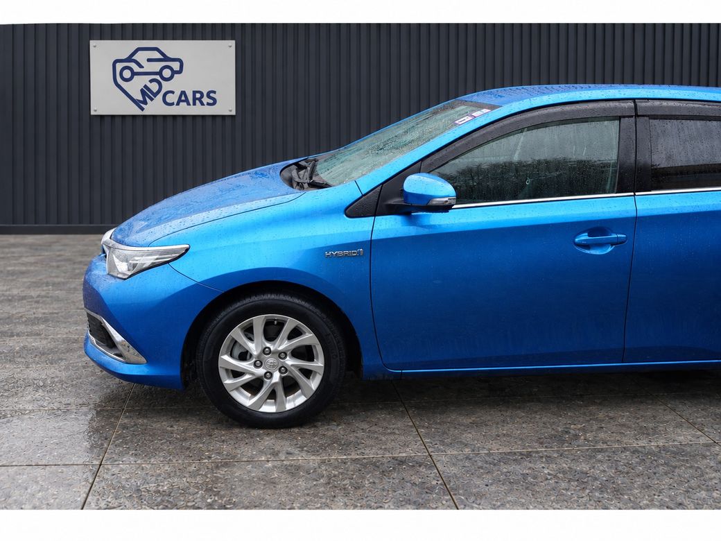 2017 Toyota Auris