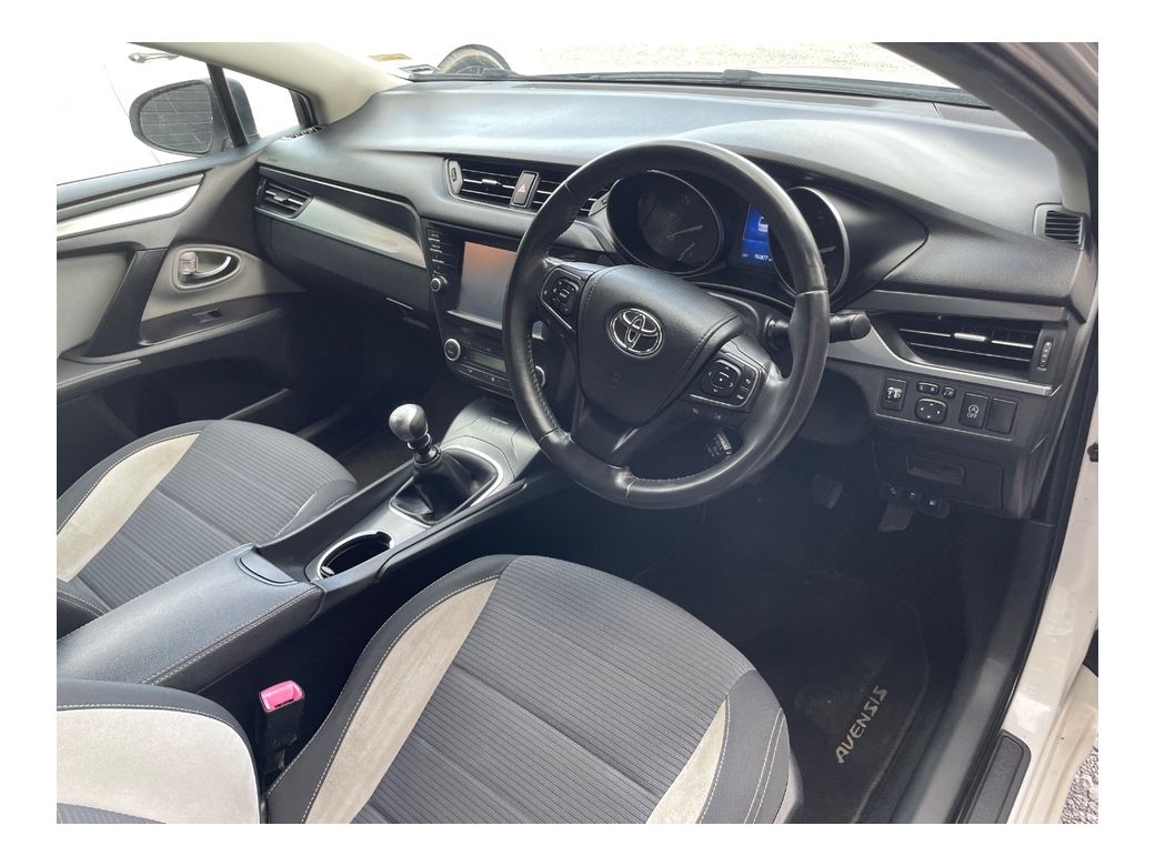 2016 Toyota Avensis