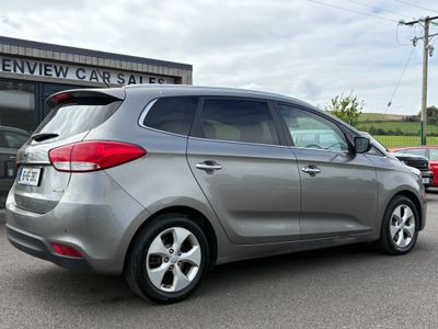 2016 Kia Carens