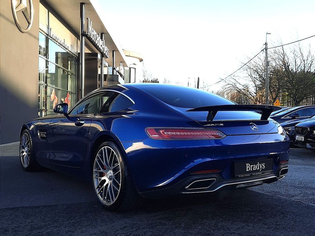 2016 Mercedes-Benz AMG GT
